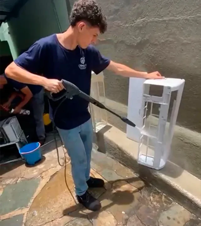 Técnico-Confort_Frio-ar-condicionado2-wp